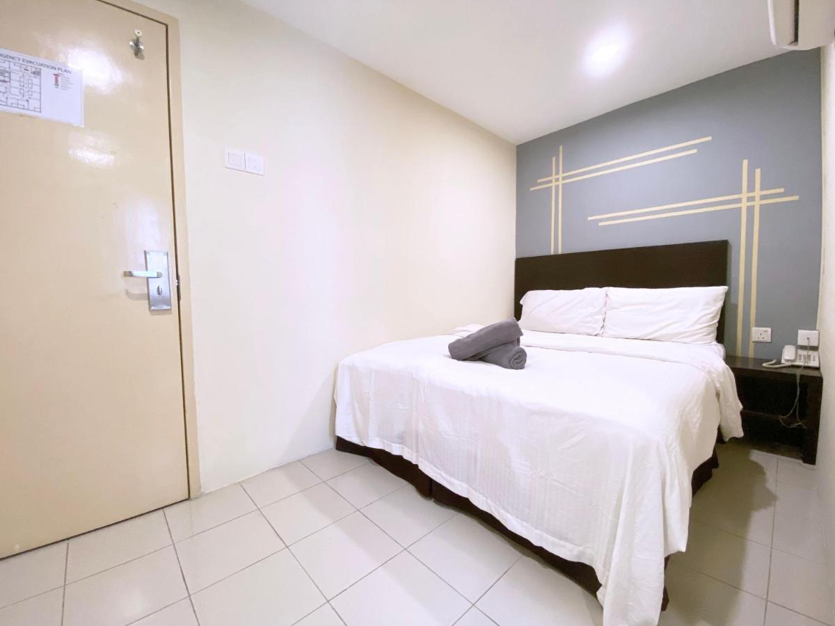Your Hotel Klang By D'Concept Buitenkant foto